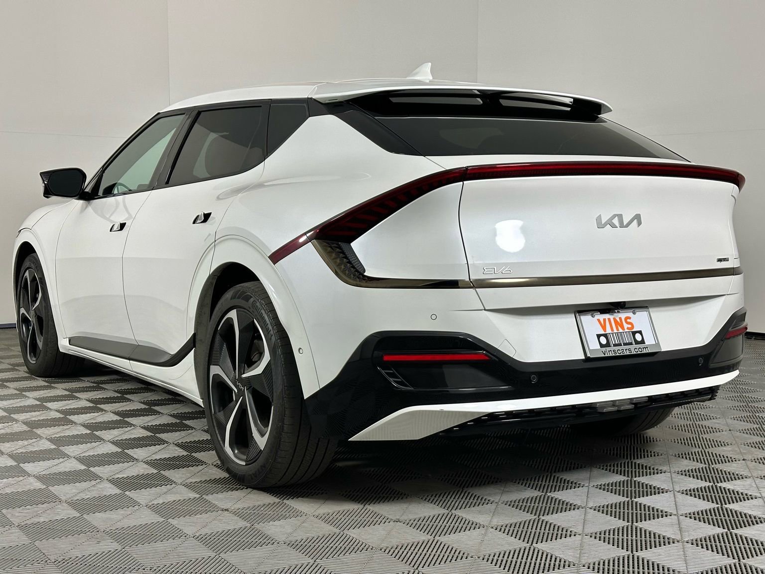 Used 2022 Kia EV6 GT-Line w/ GT-Line Suede Seat Package image 40