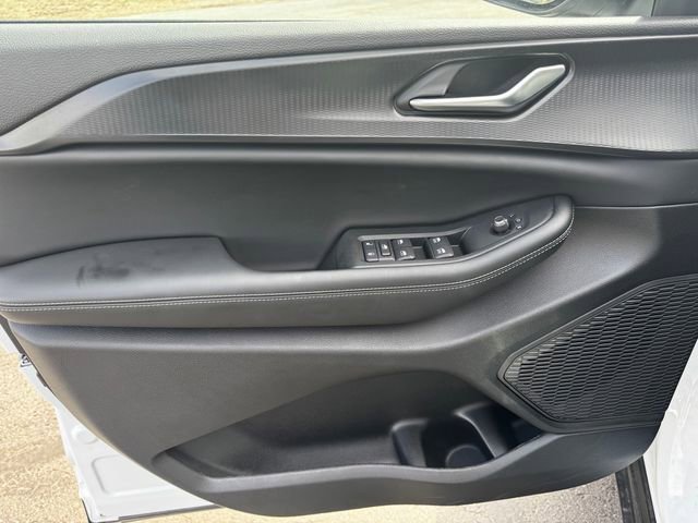 Used 2025 Jeep Grand Cherokee L Laredo w/ Trailer Tow Package image 22