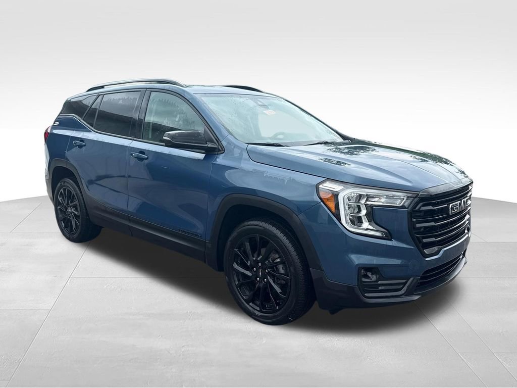 Used 2024 GMC Terrain SLT w/ Elevation Edition AWD/4WD image 18