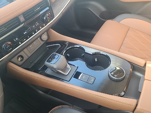 New 2026 Nissan Rogue Platinum AWD/4WD image 22