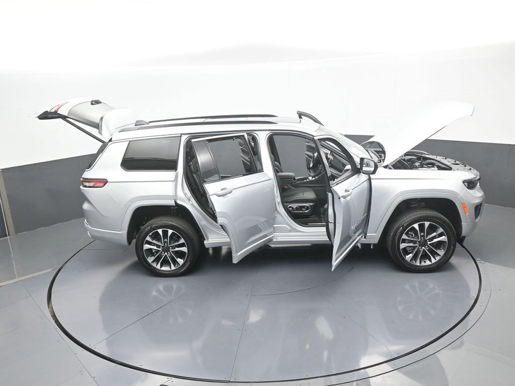 Used 2024 Jeep Grand Cherokee L Overland w/ Advanced Protech Group III image 81