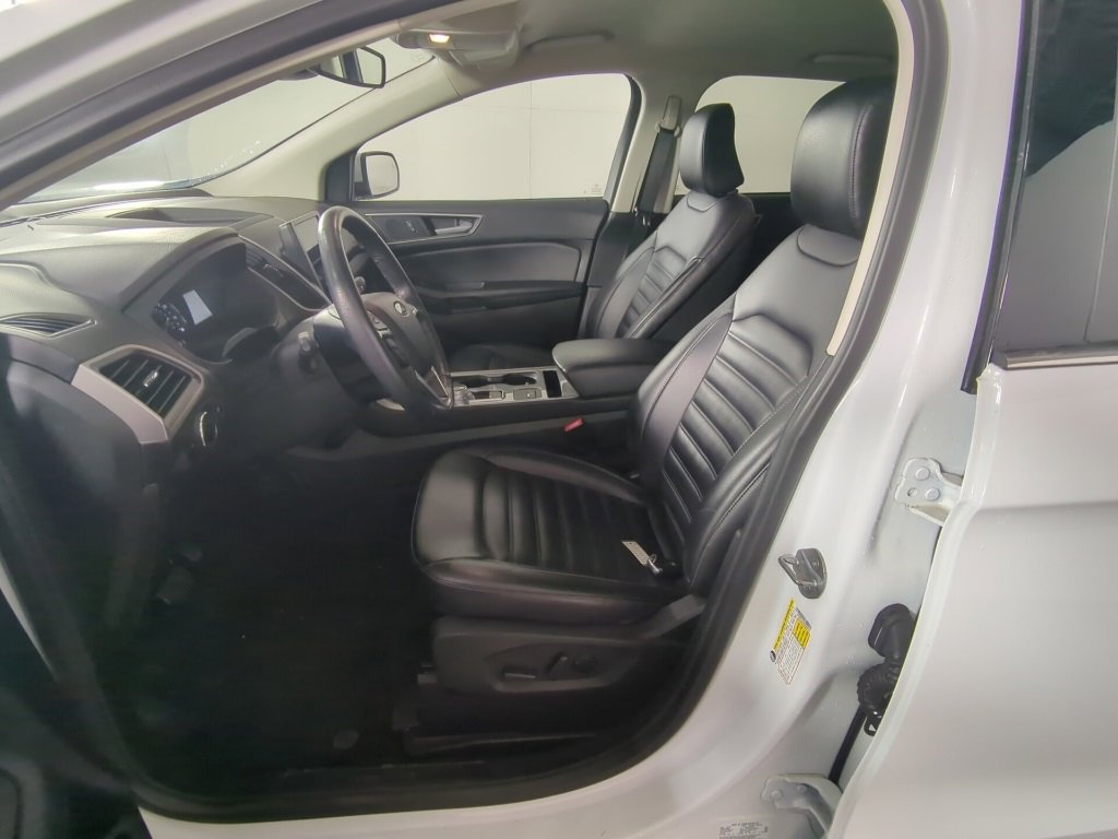 Used 2024 Ford Edge SEL image 11
