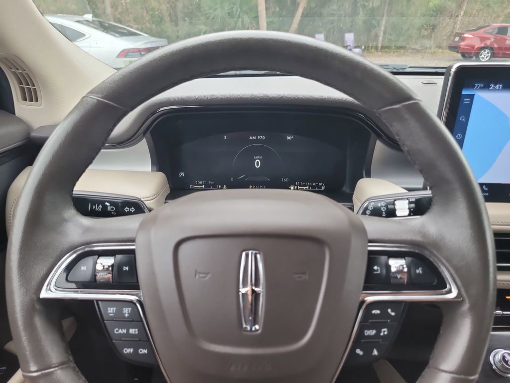 Used 2022 Lincoln Nautilus FWD w/ Premium Package image 24