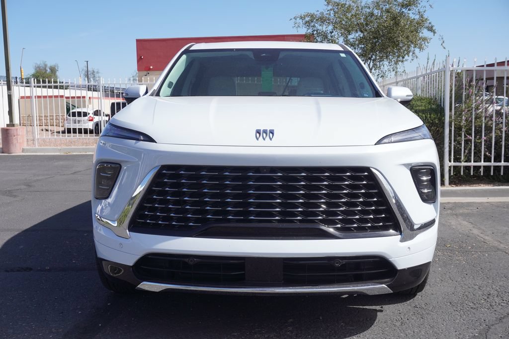 Used 2026 Buick Enclave Avenir w/ Super Cruise Package FWD image 3