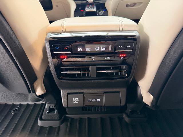 Used 2025 Acura MDX Type S image 29
