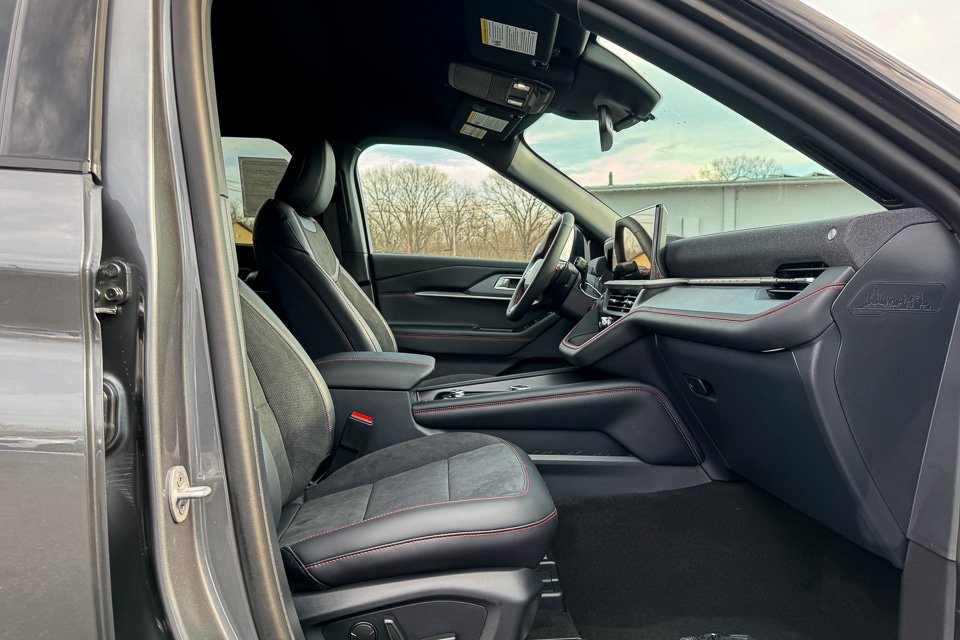 New 2026 Ford Explorer ST image 19