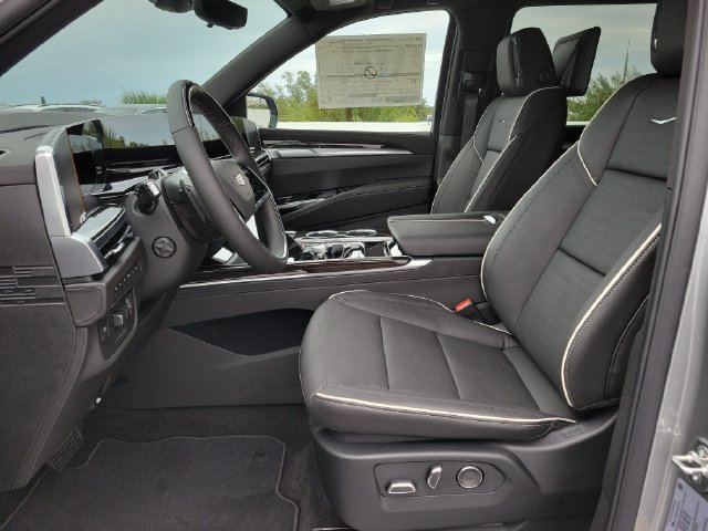 New 2026 Cadillac Escalade ESV Luxury w/ Touring Package AWD/4WD image 15