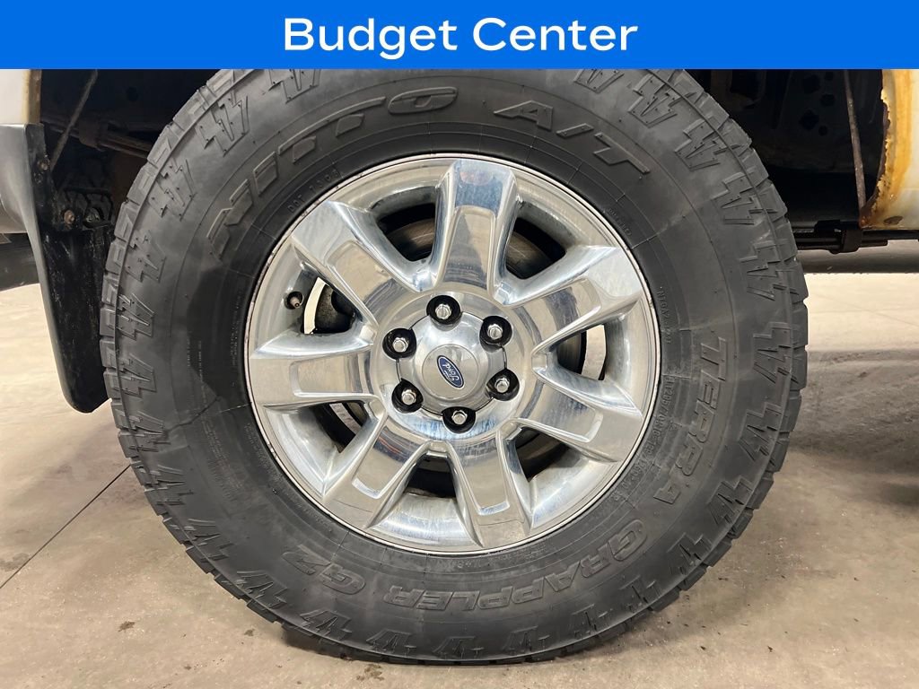Used 2013 Ford F150 XLT w/ XLT Chrome Pkg image 9
