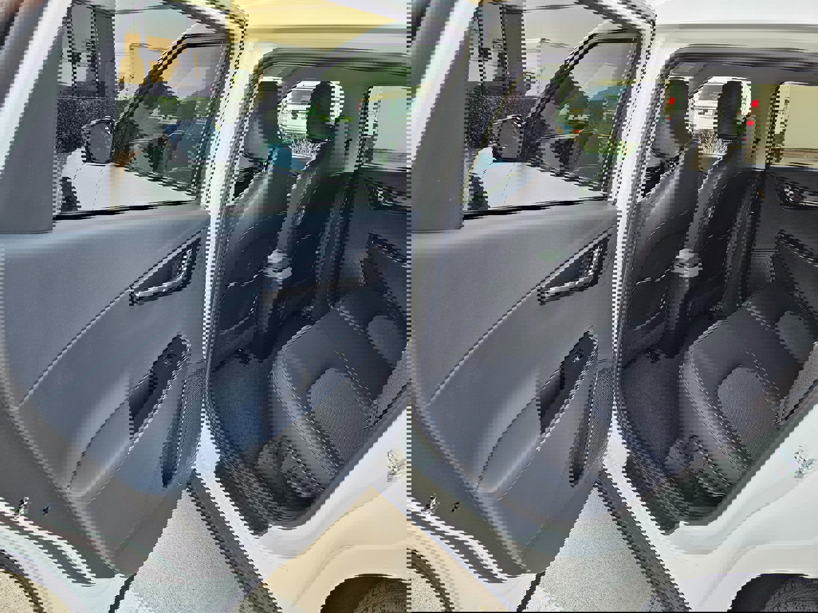 Used 2025 Kia EV6 Light image 18