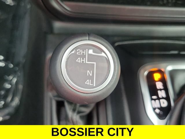 Used 2024 Jeep Wrangler Unlimited Sahara w/ Safety Group AWD/4WD image 35