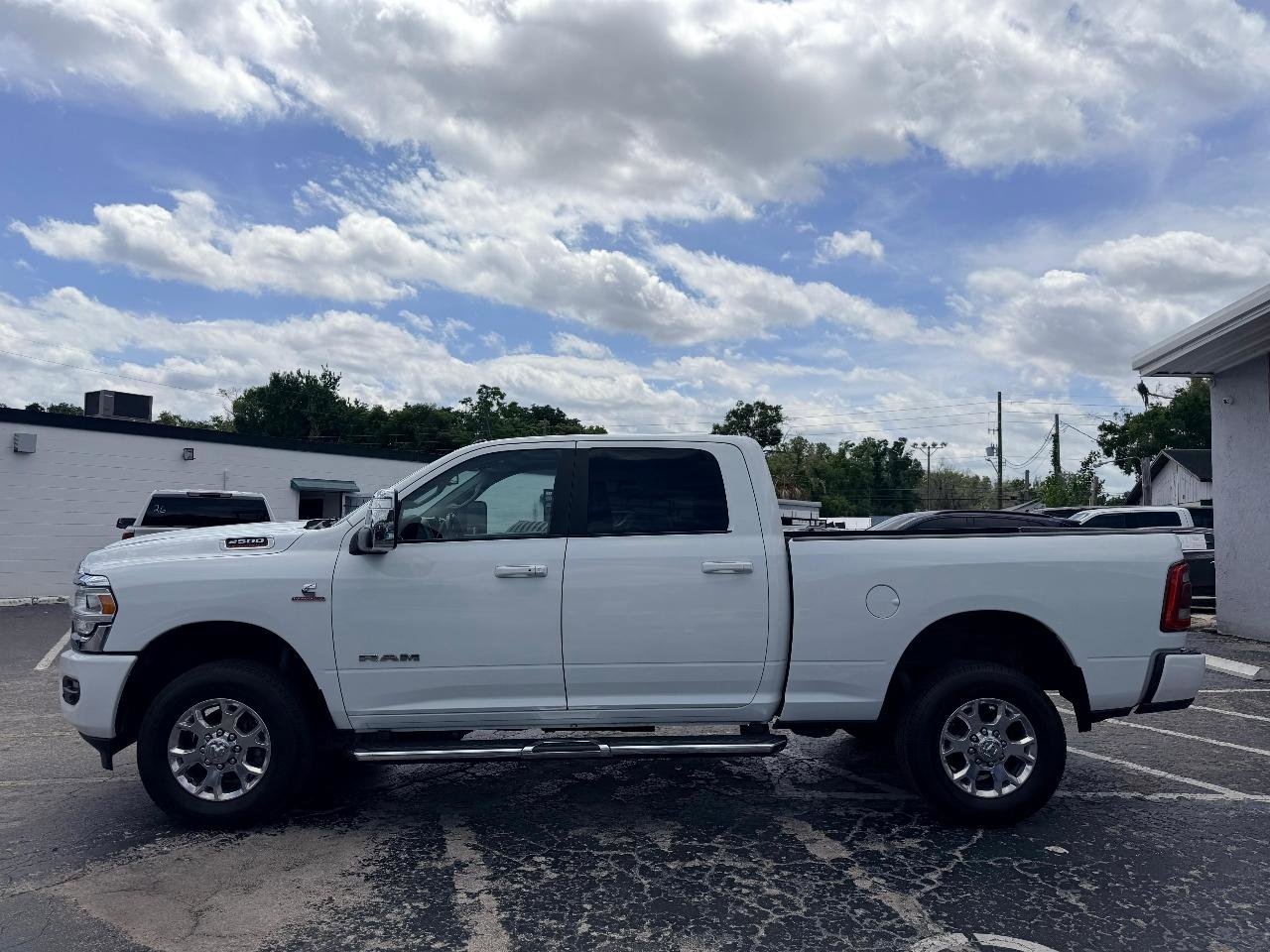 Used 2023 RAM 2500 Laramie AWD/4WD image 4