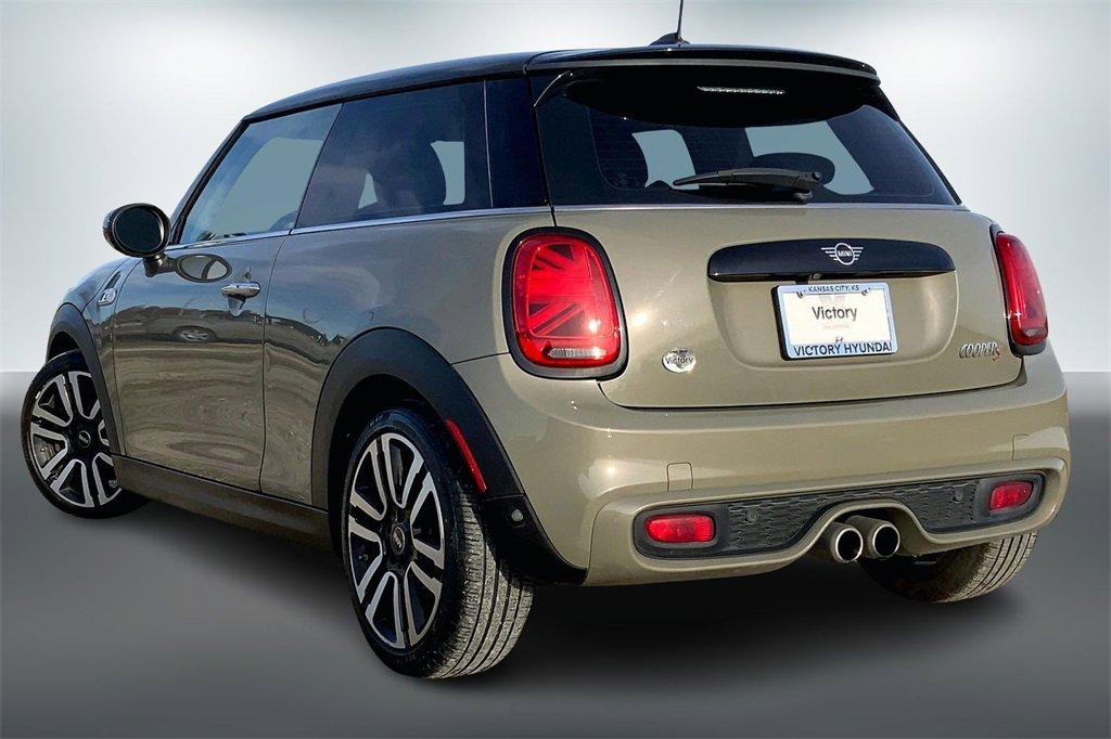 Used 2020 MINI Cooper S w/ Premium Package image 7