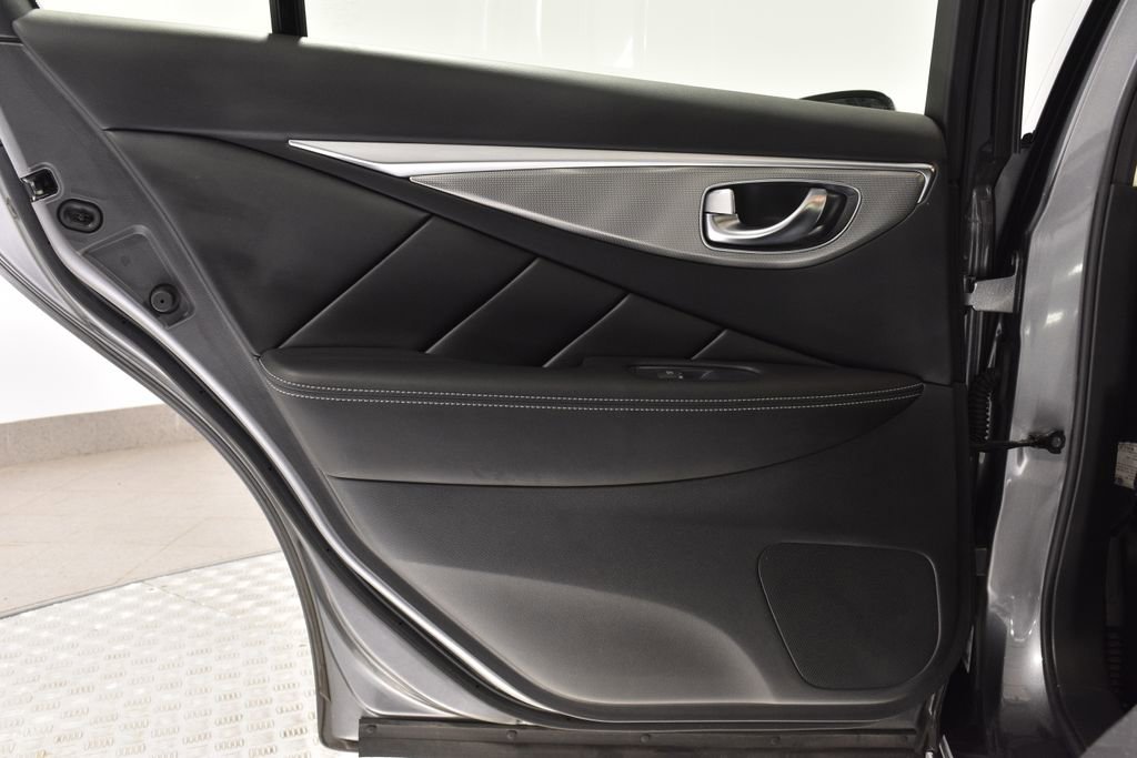 Used 2017 INFINITI Q50 2.0t w/ Moonroof Package image 25