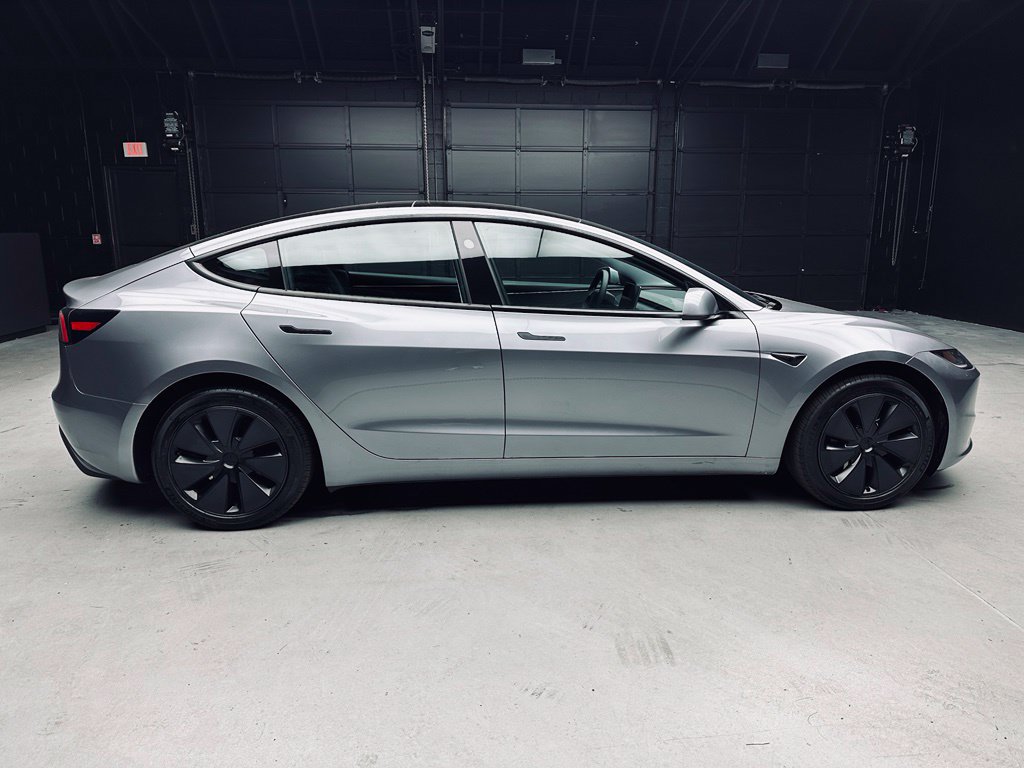 Used 2025 Tesla Model 3 Long Range RWD image 7