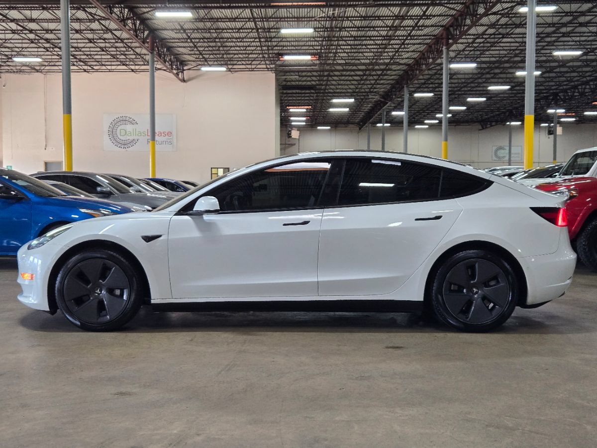 Used 2022 Tesla Model 3 Standard Range RWD image 7