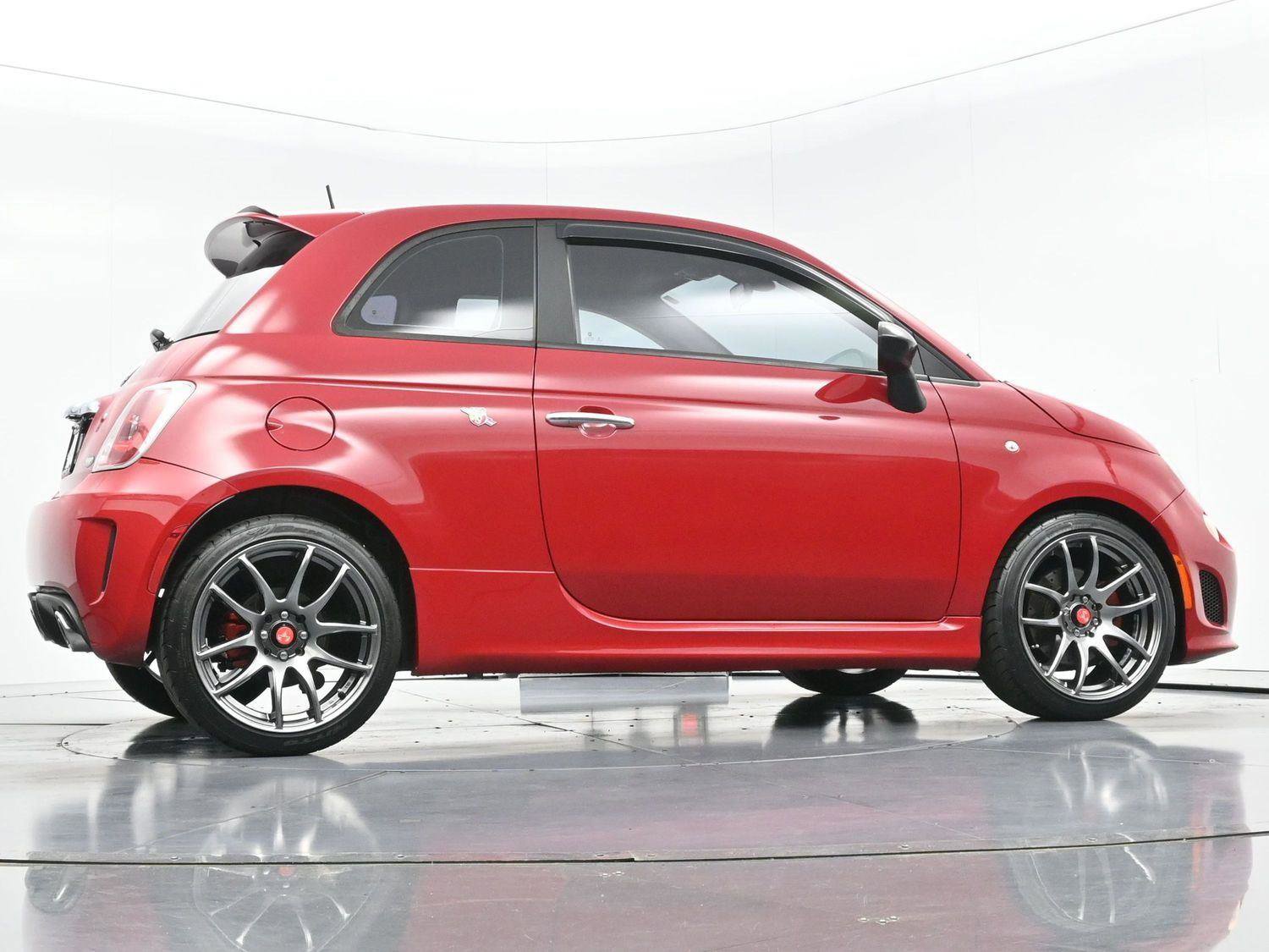Used 2013 FIAT 500 Abarth FWD image 46