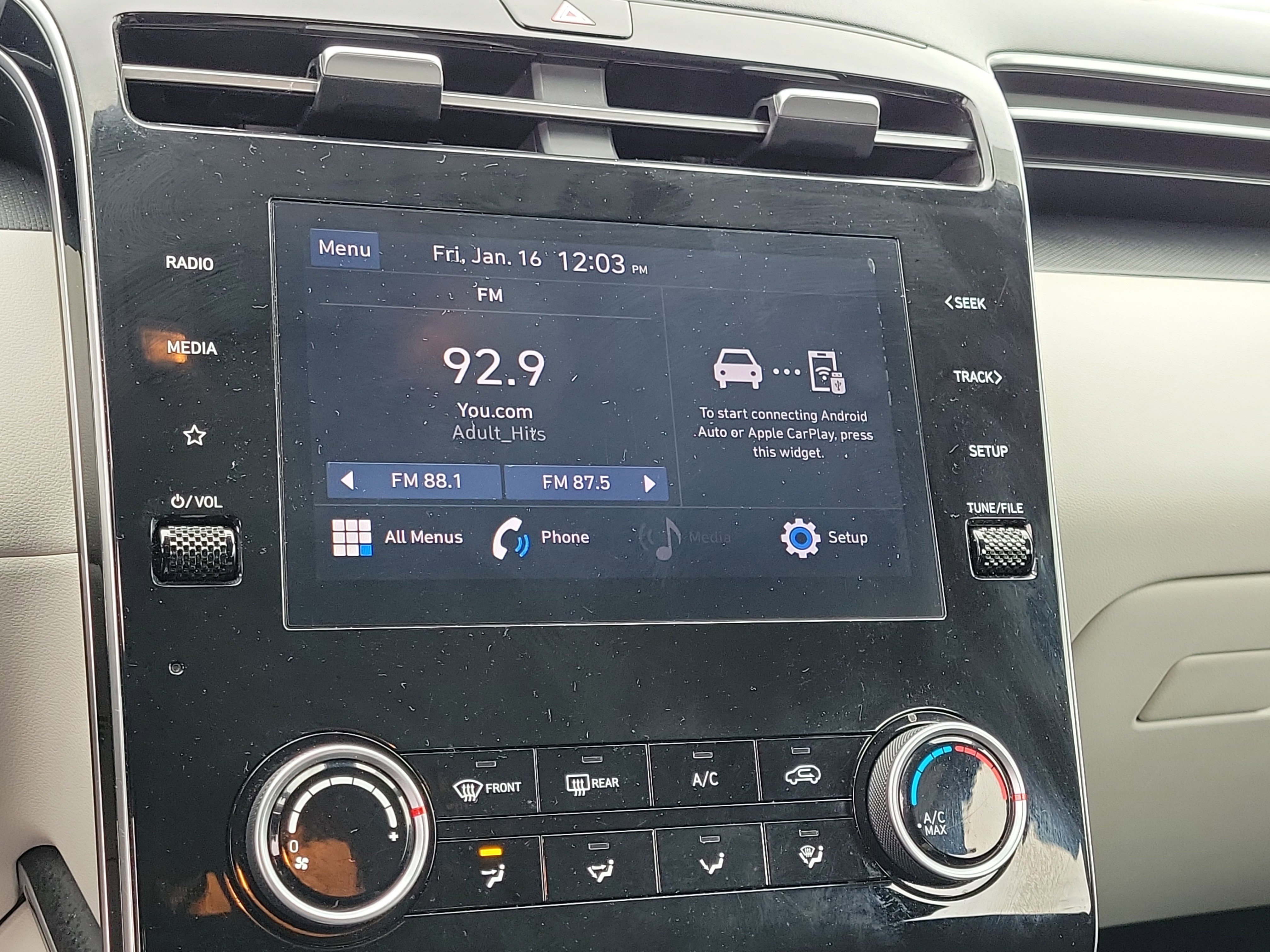 Used 2022 Hyundai Tucson SE image 26