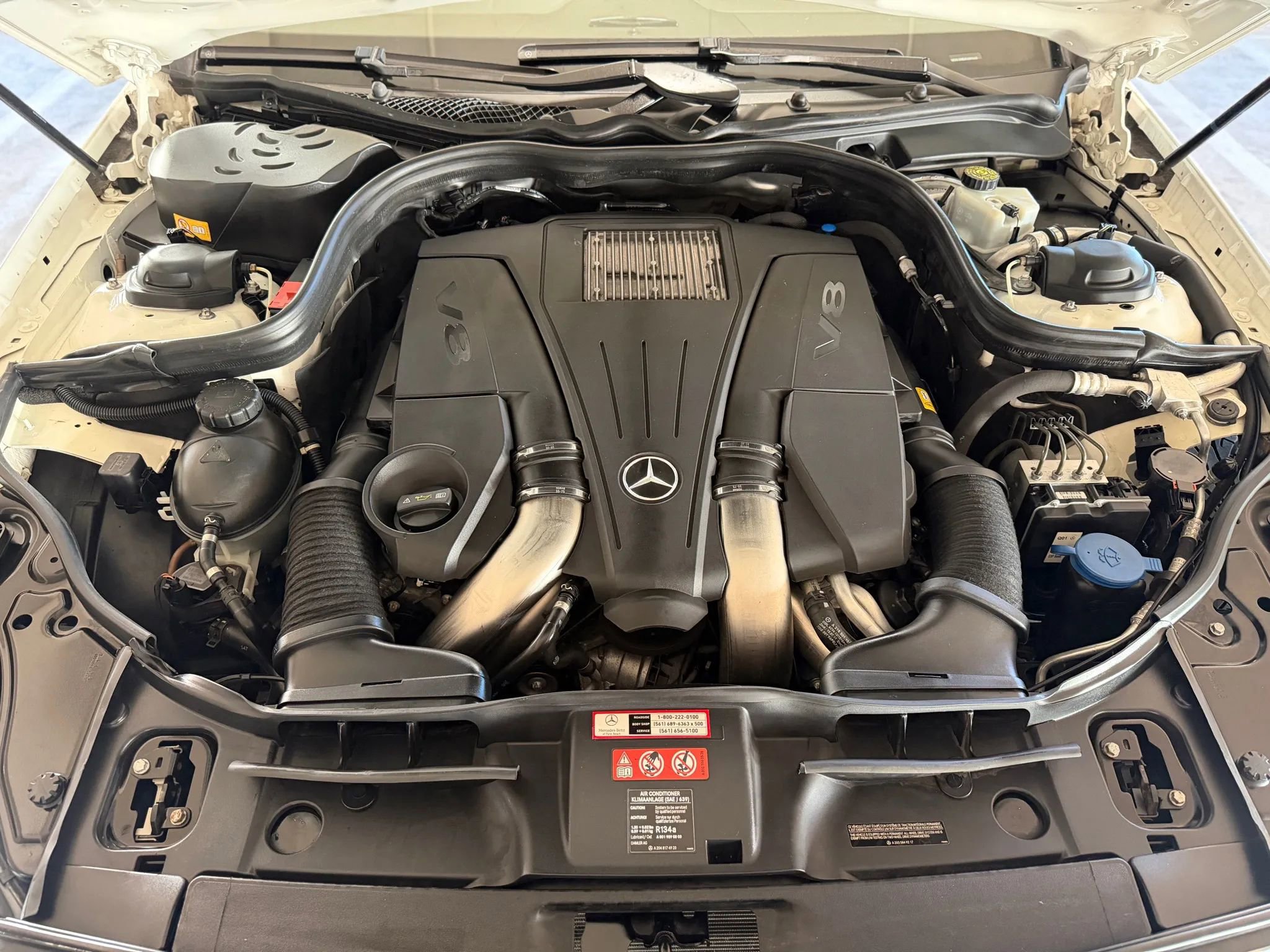 Used 2014 Mercedes-Benz CLS 550 4MATIC w/ Premium 1 Package image 32