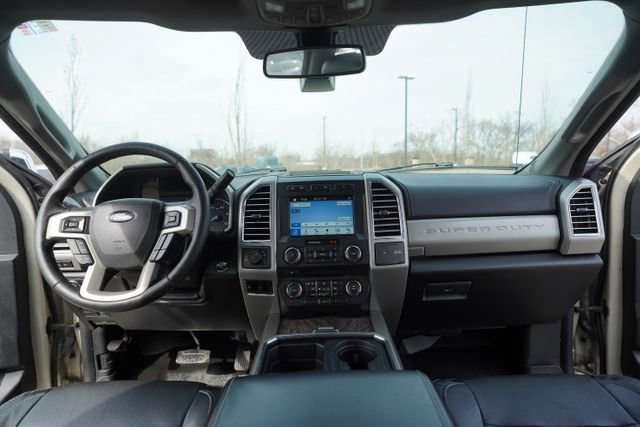 Used 2017 Ford F350 Lariat w/ Lariat Ultimate Package image 25