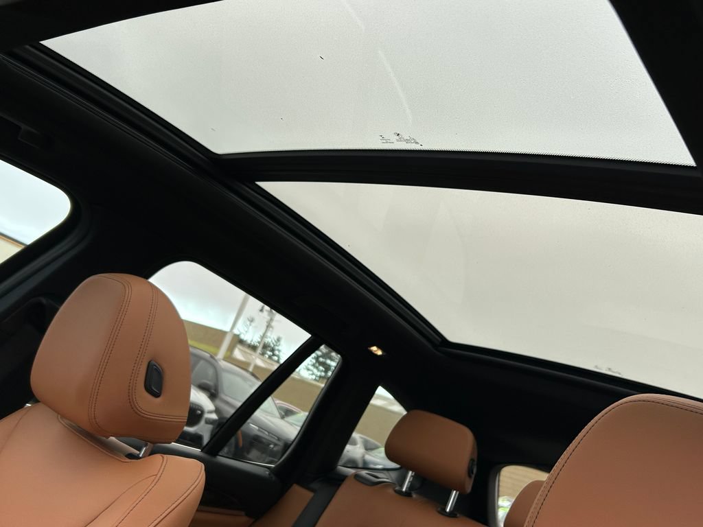 Used 2021 BMW X3 sDrive30i w/ Convenience Package RWD image 16