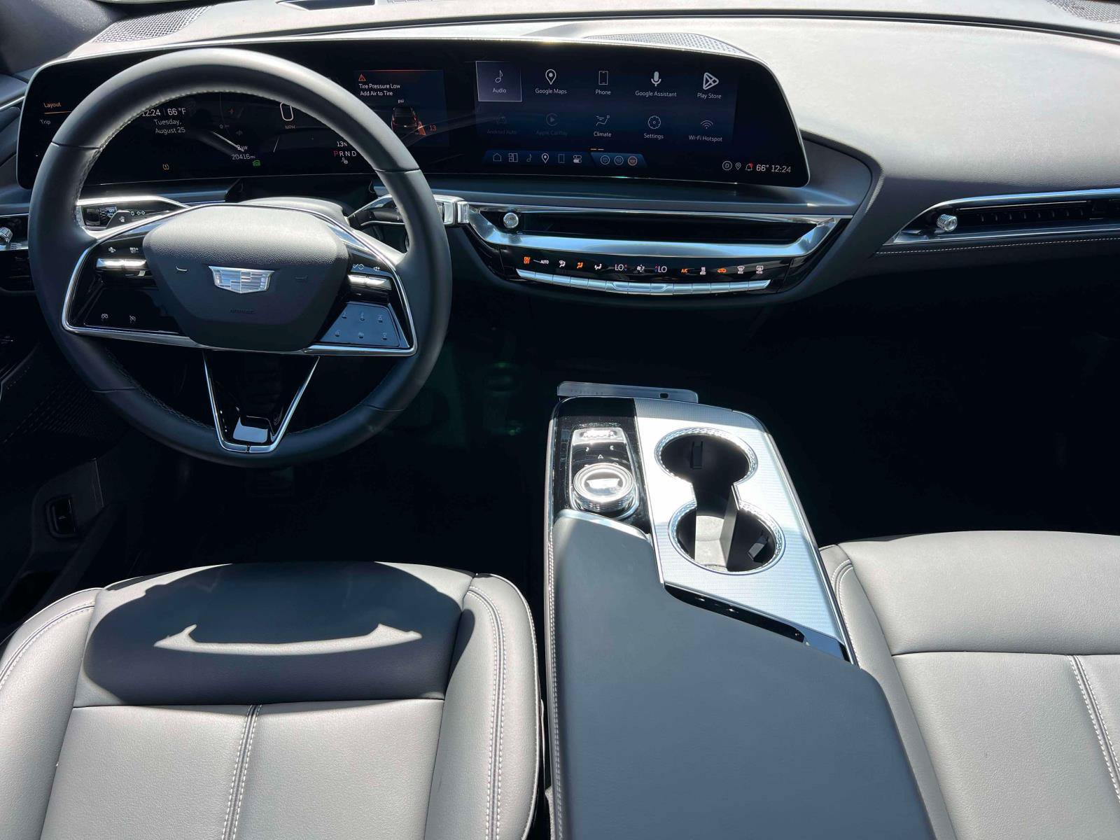 Certified 2024 Cadillac Lyriq Tech AWD/4WD image 12