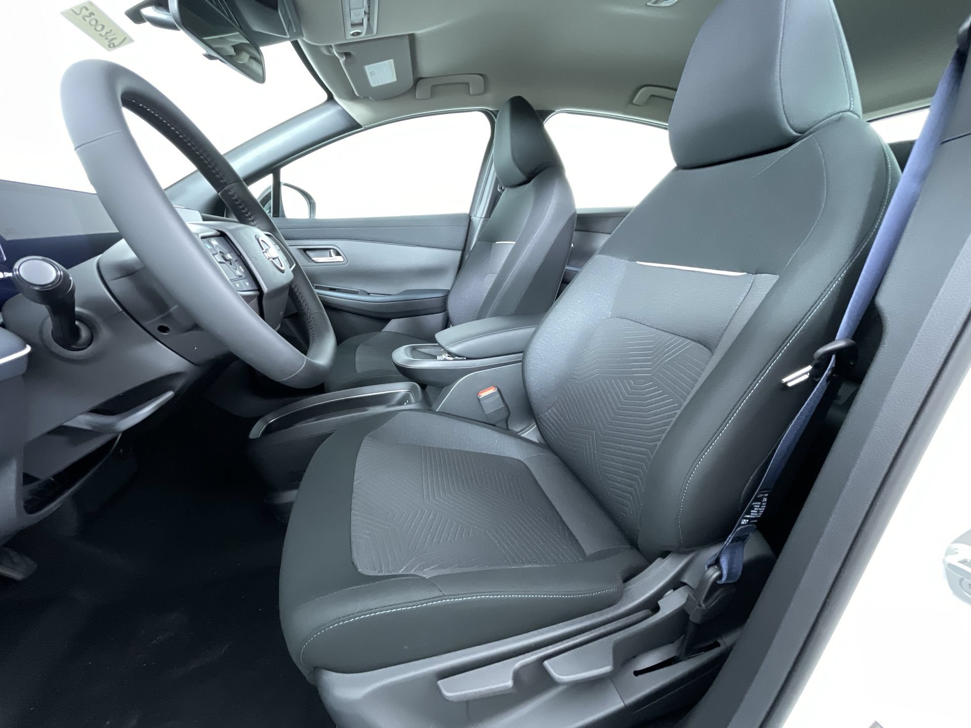 New 2026 Nissan Leaf w/ Floor Mat Package (S+) FWD image 15