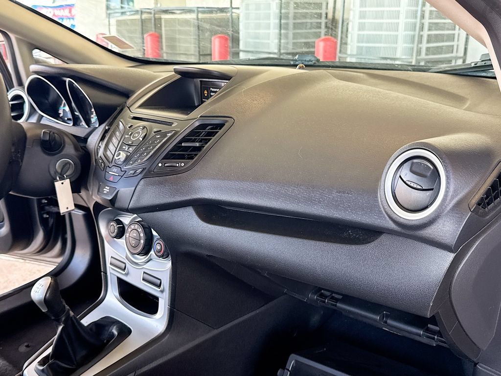 Used 2019 Ford Fiesta SE FWD image 28