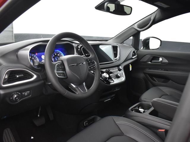 New 2026 Chrysler Pacifica Select FWD image 12