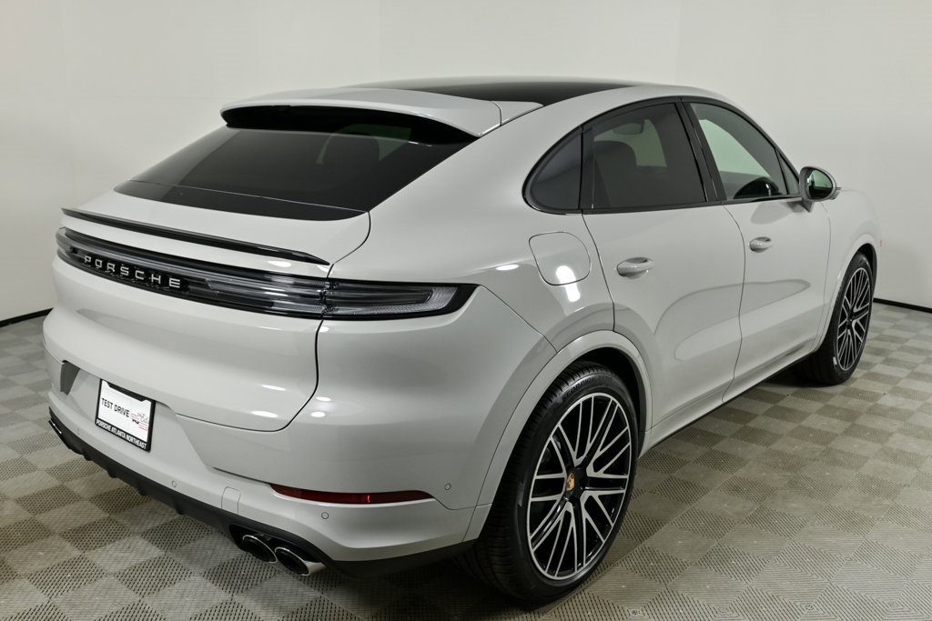 New 2026 Porsche Cayenne S image 29