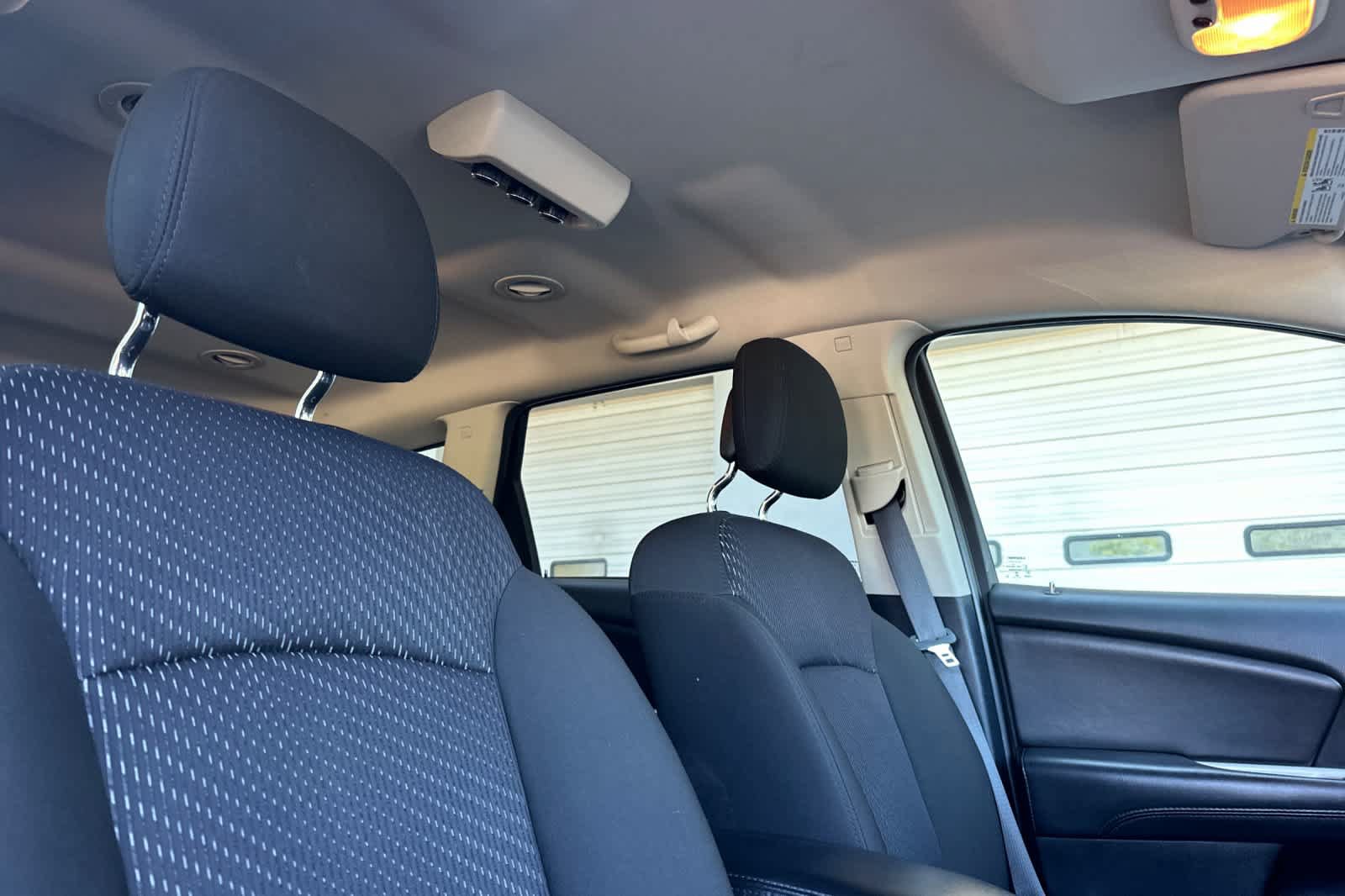 Used 2019 Dodge Journey SE w/ Premium Group FWD image 18