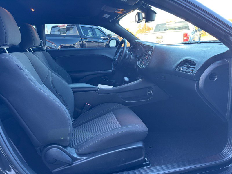 Used 2023 Dodge Challenger SXT w/ Blacktop Package image 13