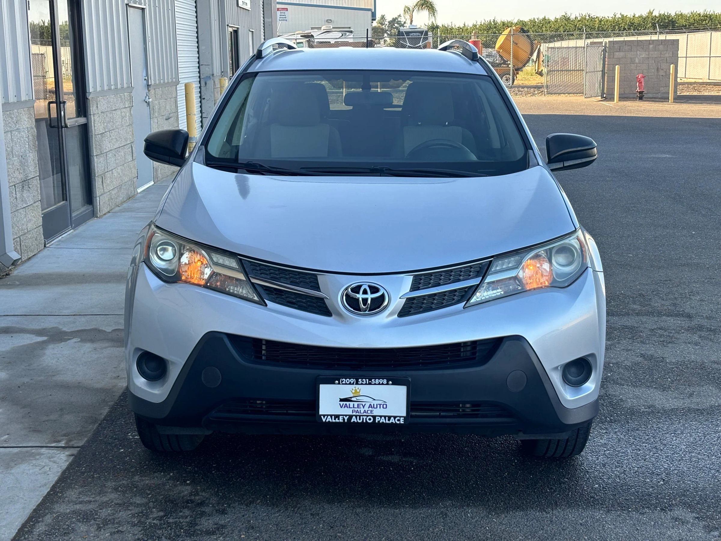 Used 2013 Toyota RAV4 LE image 8