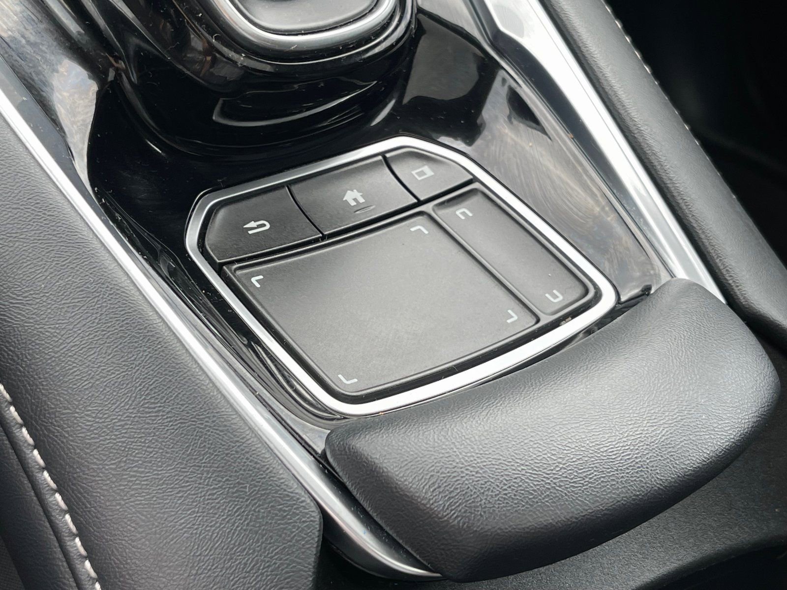 Used 2019 Acura RDX Technology Package image 40