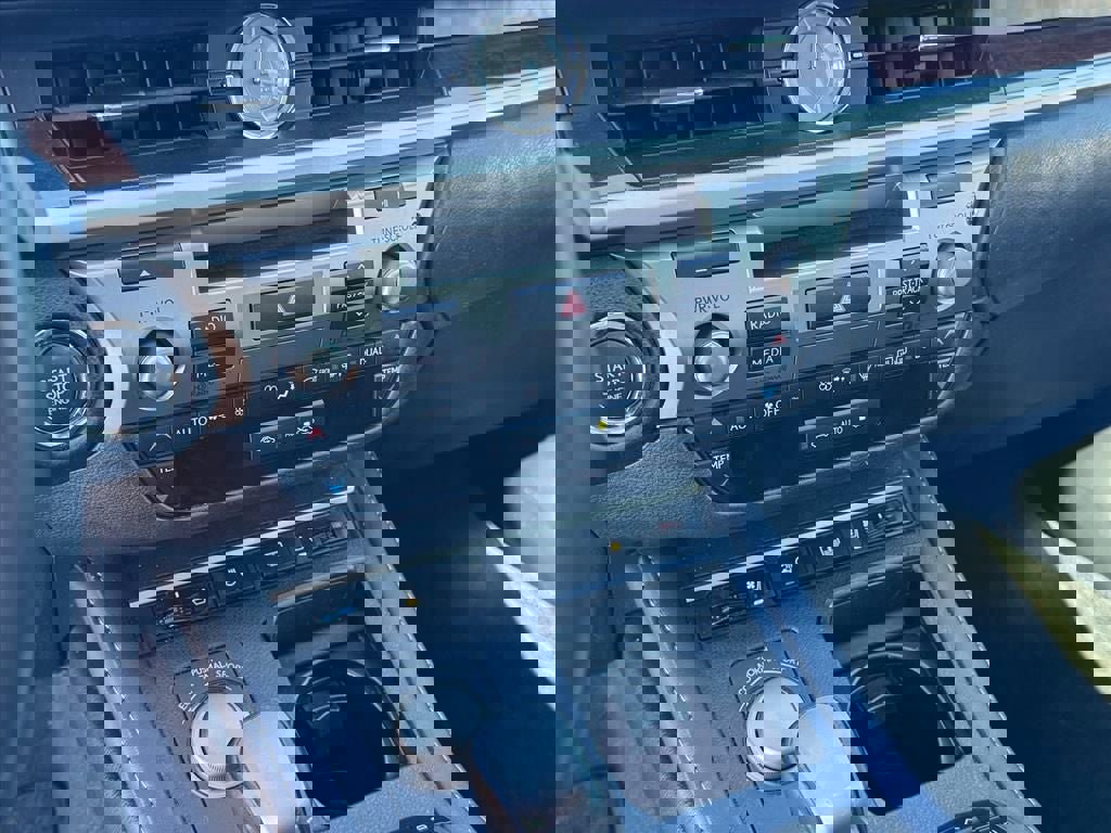 Used 2018 Lexus ES 350 w/ Luxury Package w/Wood Trim image 24