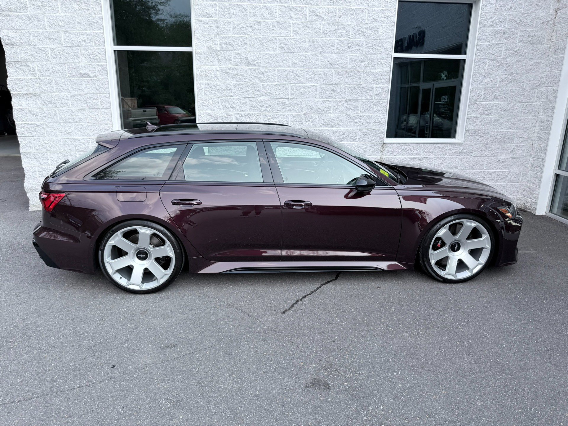 Used 2024 Audi RS 6 performance AWD/4WD image 37