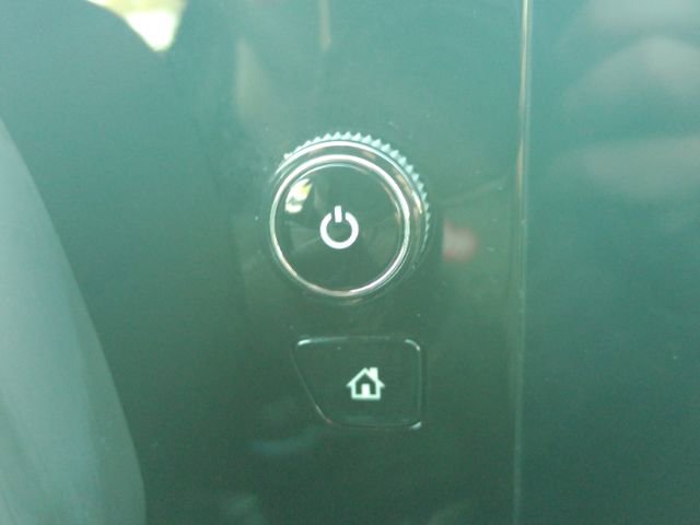 Used 2025 Chevrolet Trax LS w/ LS Convenience Package image 37