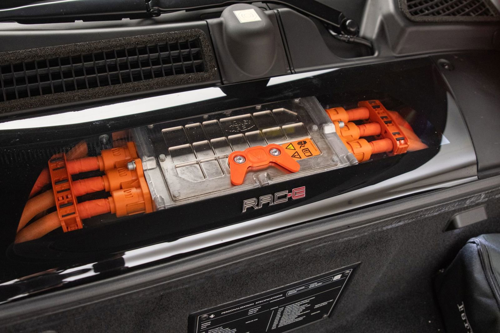 Used 2022 Ferrari SF90 Spider image 61