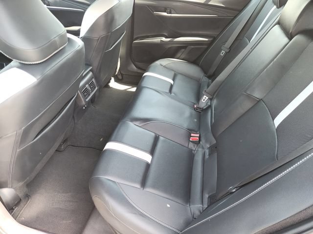 Used 2025 Toyota Camry SE FWD image 24