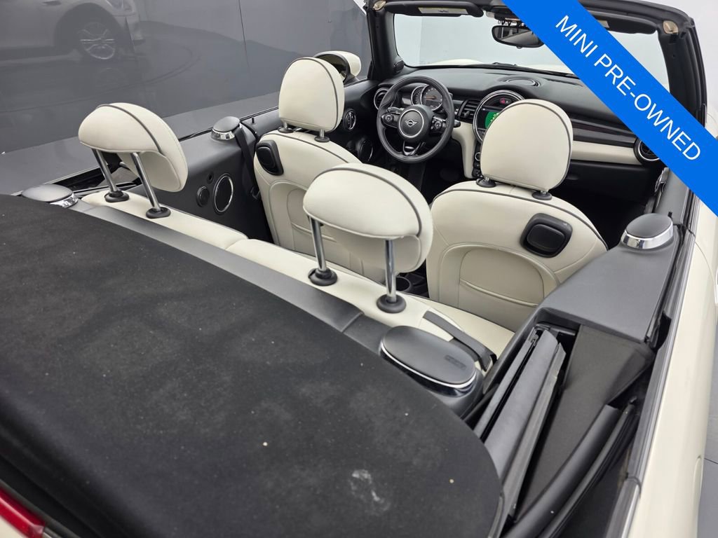 Used 2020 MINI Cooper Convertible image 24