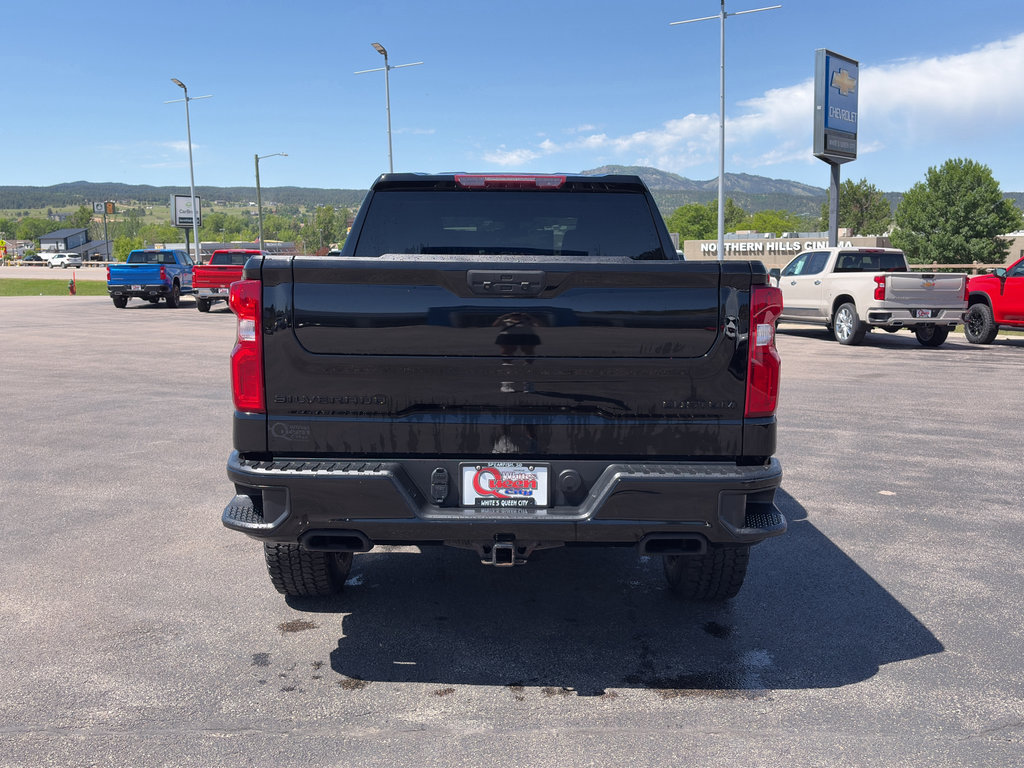 Certified 2021 Chevrolet Silverado 1500 Custom Trail Boss w/ Midnight Edition AWD/4WD image 12