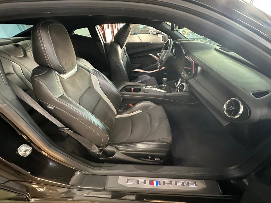 Used 2021 Chevrolet Camaro SS image 33