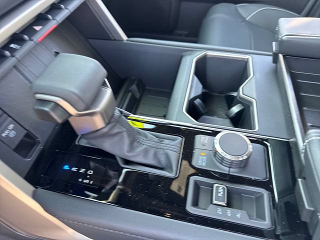New 2026 Toyota Tundra Limited AWD/4WD image 16