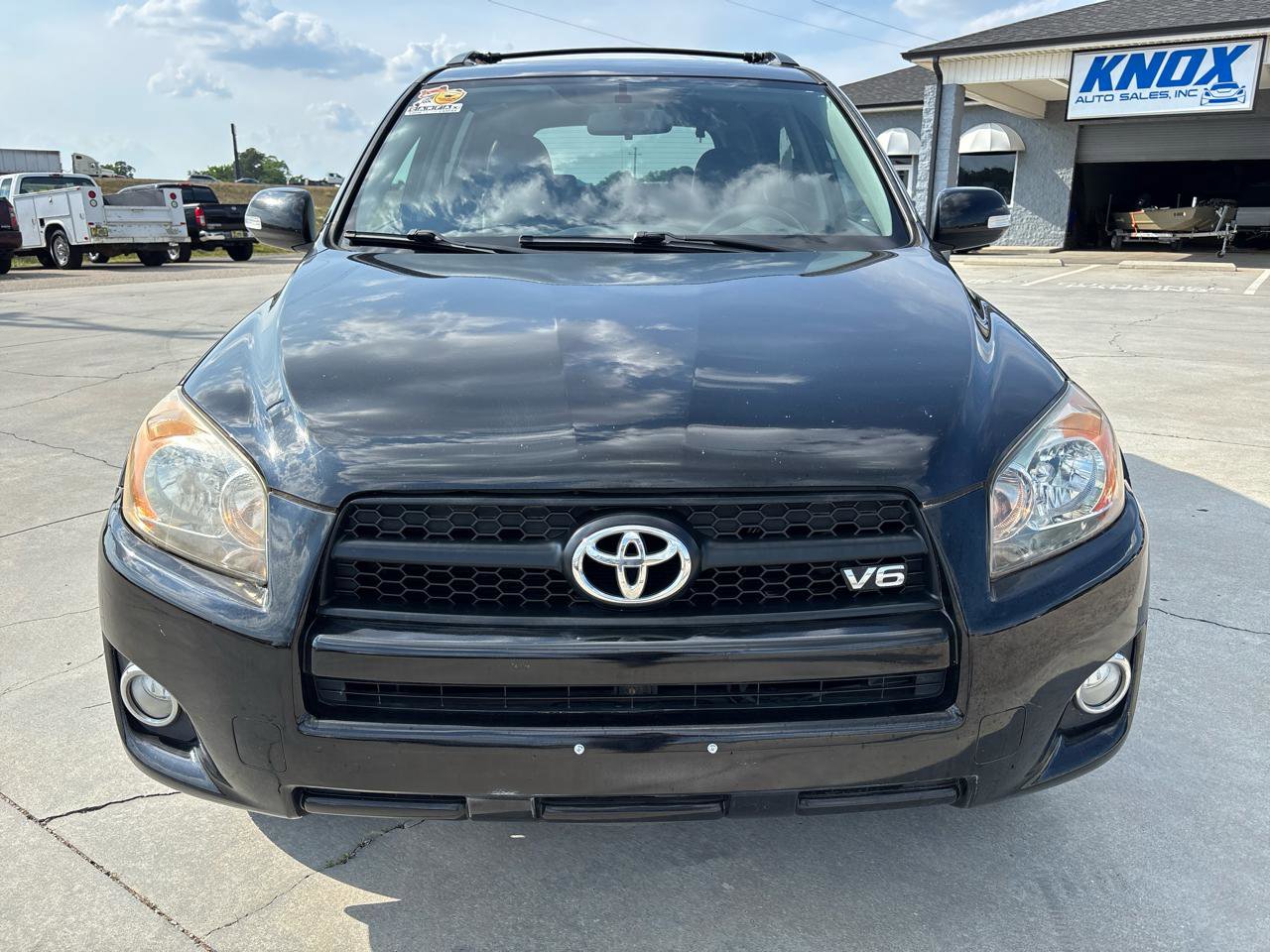 Used 2011 Toyota RAV4 Sport w/ Sport Appearance Pkg AWD/4WD image 9