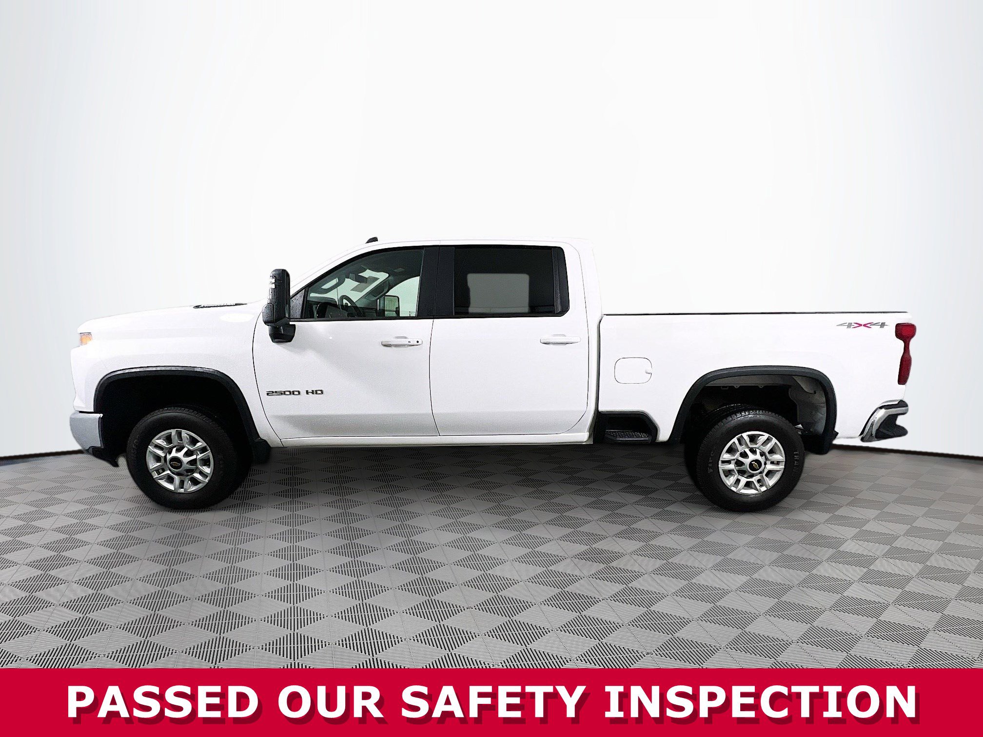 Certified 2025 Chevrolet Silverado 2500 LT w/ Convenience Package image 27