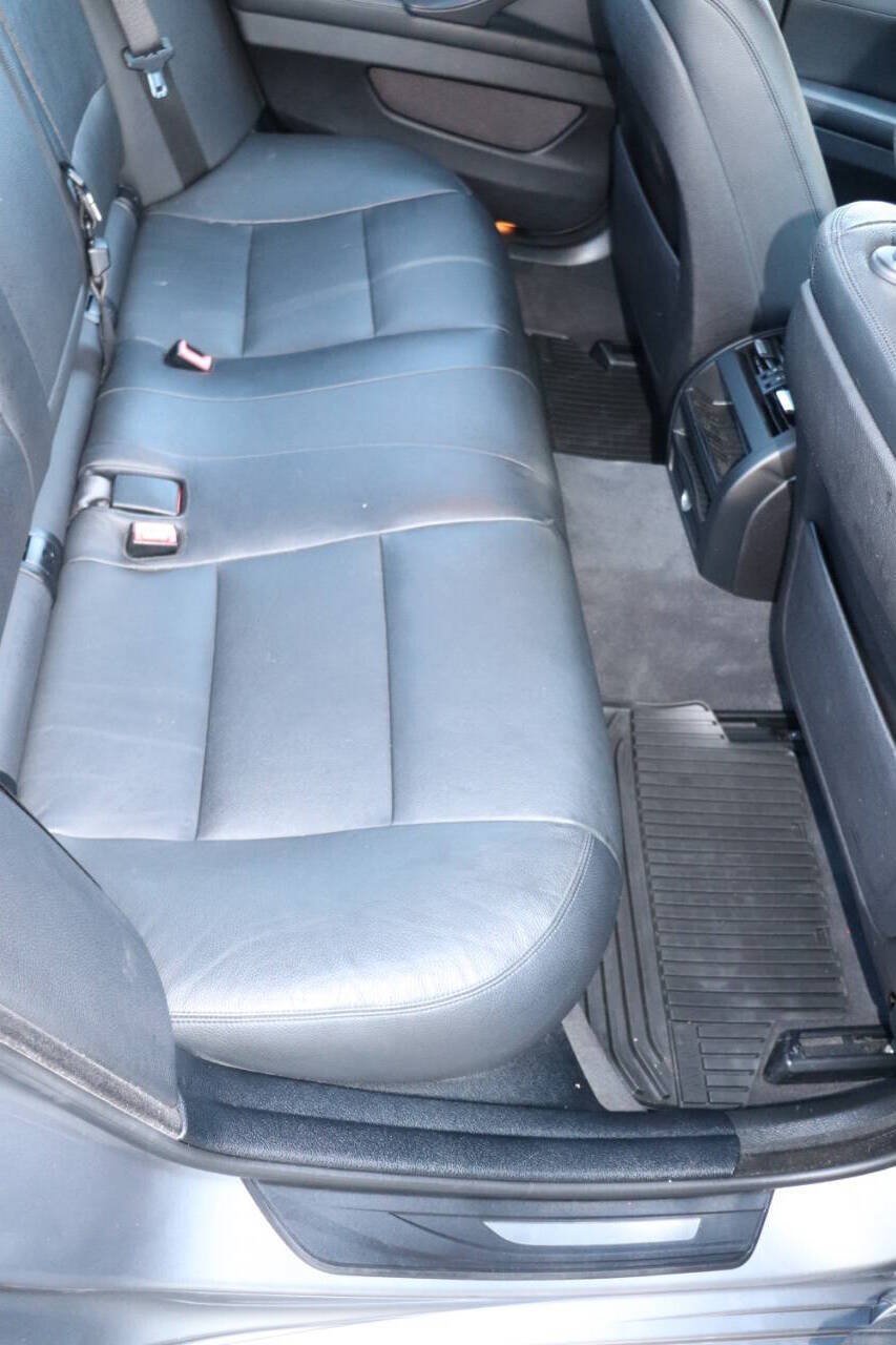 Used 2014 BMW 535d Sedan RWD image 38