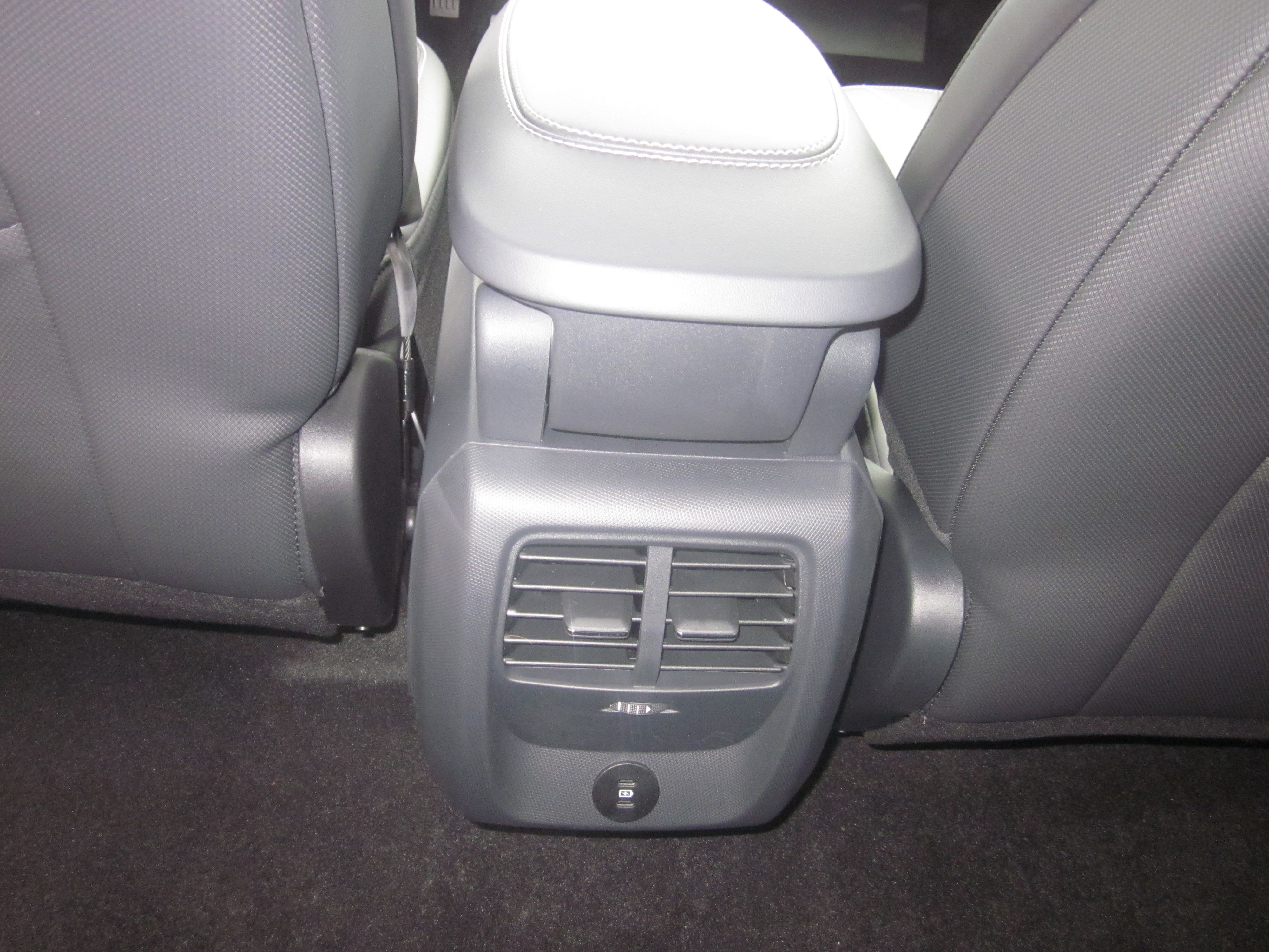 New 2025 Ford Mustang Mach-E Select image 12