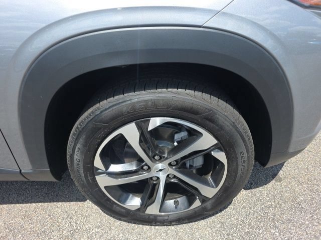 Used 2024 Chevrolet Trax RS FWD image 9