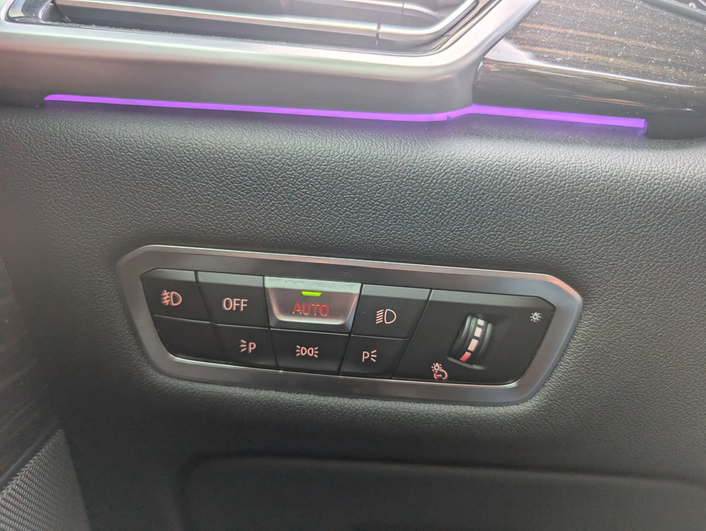 Used 2021 BMW X5 xDrive45e w/ M Sport Package image 29