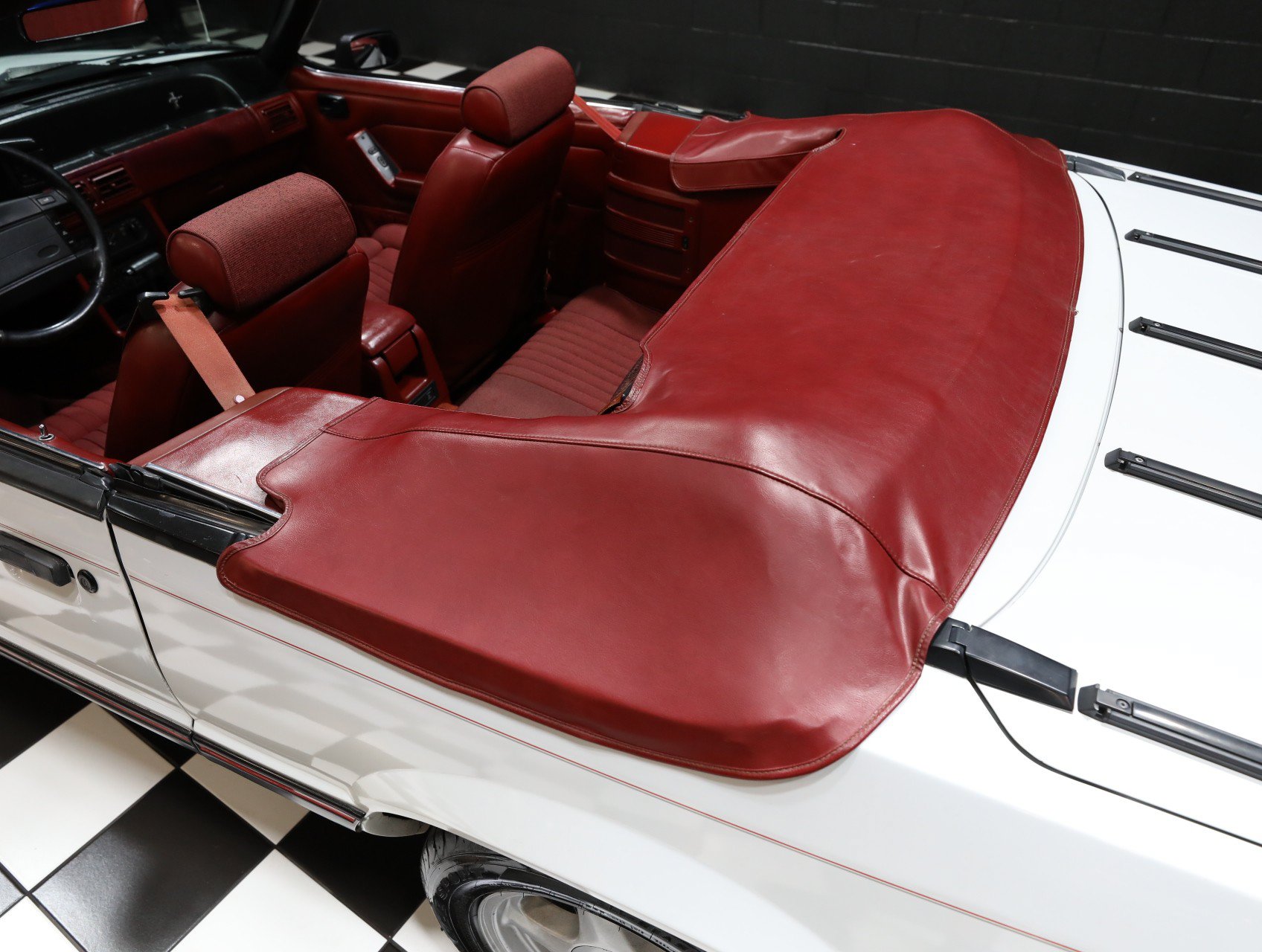 Used 1991 Ford Mustang LX RWD image 37