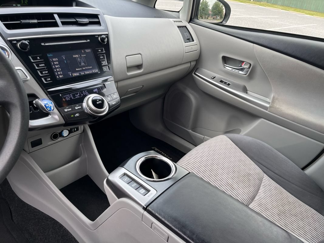 Used 2016 Toyota Prius V Two FWD image 16